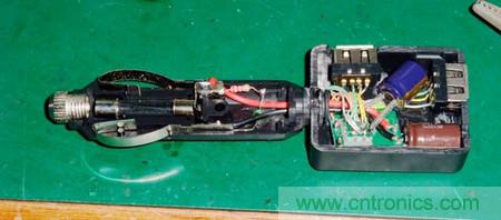 DIY:自制安全高效車用手機(jī)充電器