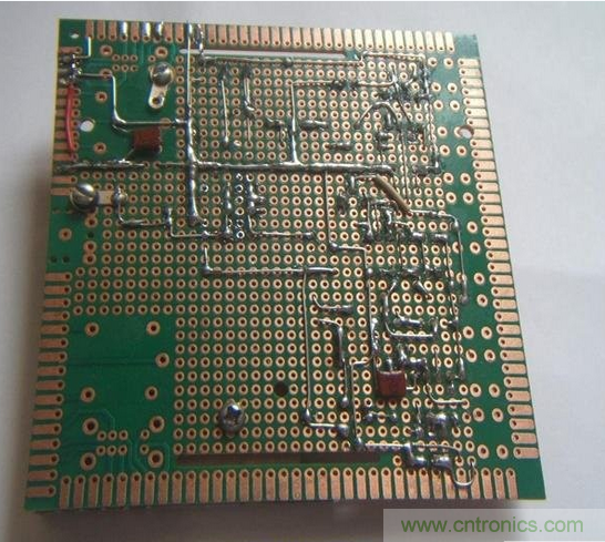 DIY:手工打造智能無(wú)線供電臺(tái)燈