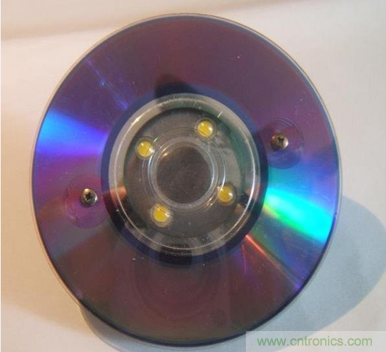 DIY:手工打造智能無(wú)線供電臺(tái)燈