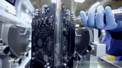 顛覆傳統(tǒng)設(shè)計,蘋果全新Mac Pro生產(chǎn)線探秘