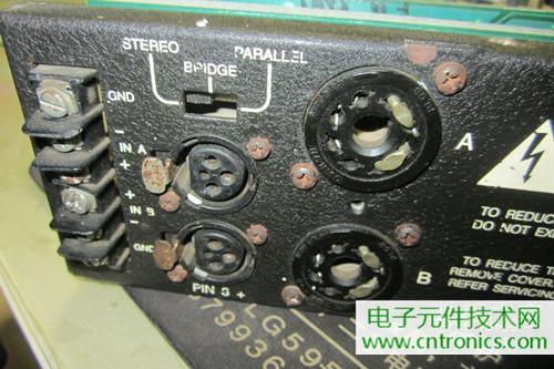 用料很給力!專業后級功放美國高峰FA1201拆解