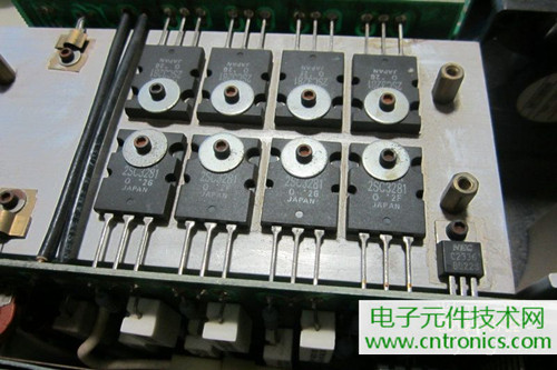 用料很給力!專業后級功放美國高峰FA1201拆解