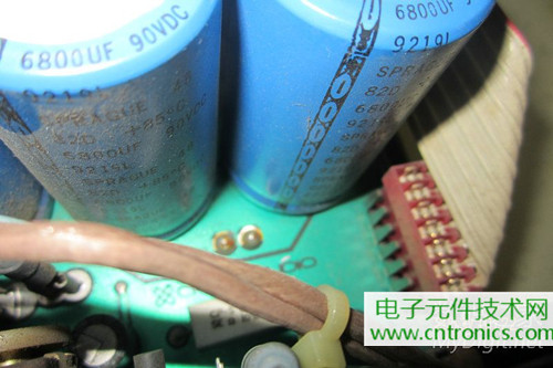 用料很給力!專業后級功放美國高峰FA1201拆解