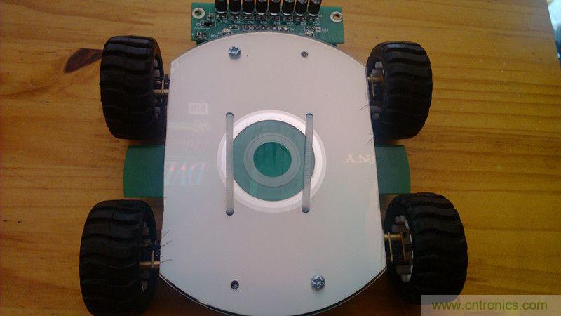 牛人力作!PCB版藍(lán)牙智能小車DIY