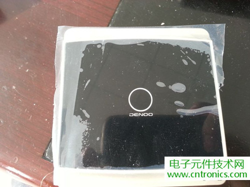 一款觸控開關(guān)拆解,做工不錯