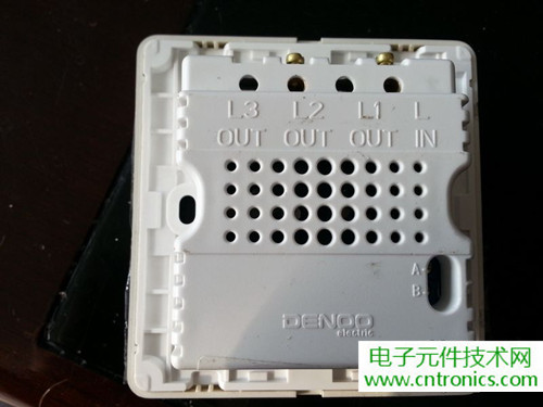 一款觸控開關(guān)拆解,做工不錯