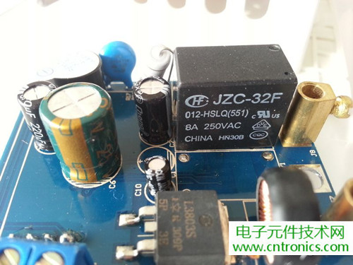 一款觸控開關(guān)拆解,做工不錯