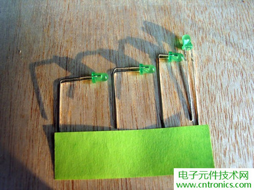 工科男的圣誕禮物:簡(jiǎn)易LED圣誕樹DIY