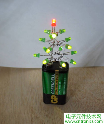 工科男的圣誕禮物:簡(jiǎn)易LED圣誕樹DIY