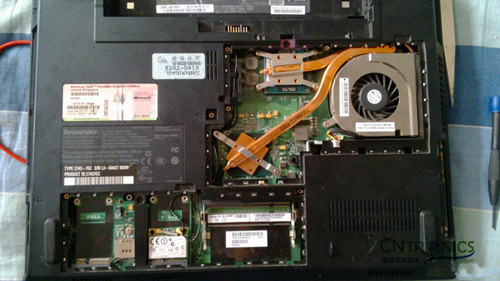 創意DIY:將筆記本大卸八塊做成臺式機!