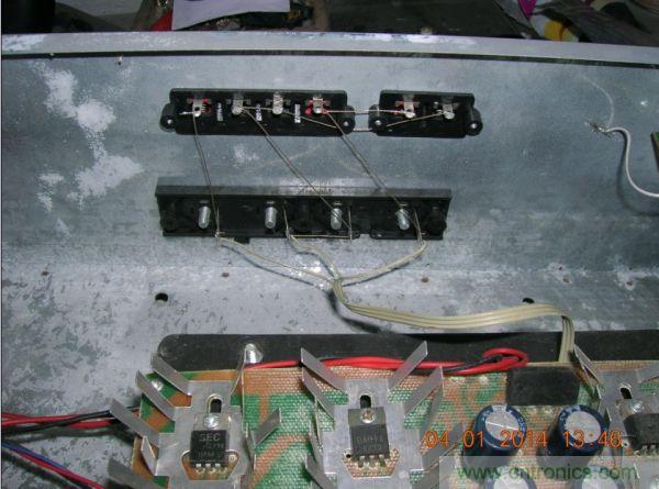 巧奪天工!大神利用山寨功放為高性價比逆變器"穿新衣"