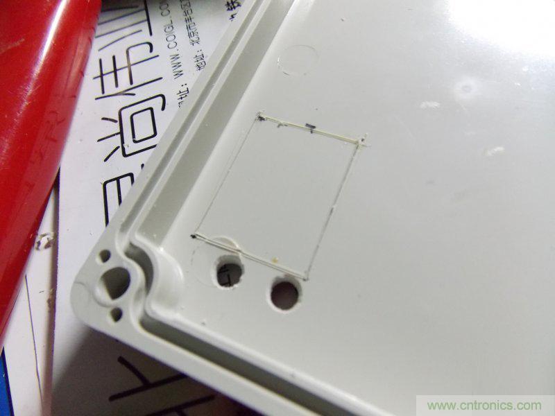 牛人全手工DIY:微電腦智能溫控市電開關