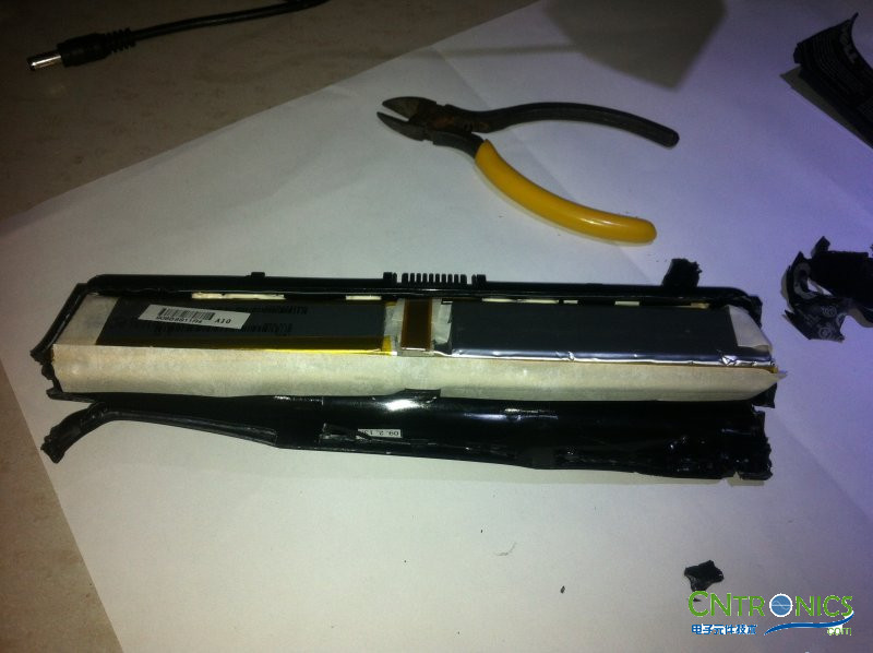 不一樣的DELL筆記本電池拆解小竅門！