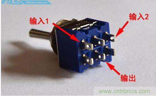 DIY:自制超炫音頻分配器,實現(xiàn)音箱共用