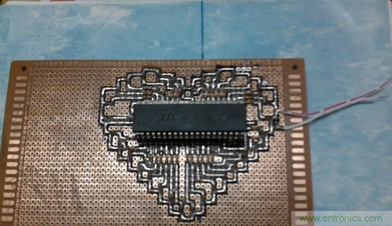 三八節將至!DIY心形LED流水燈!你們懂的~