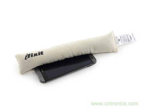 牛人強拆！新HTC One(M8)真機精密做工難修理