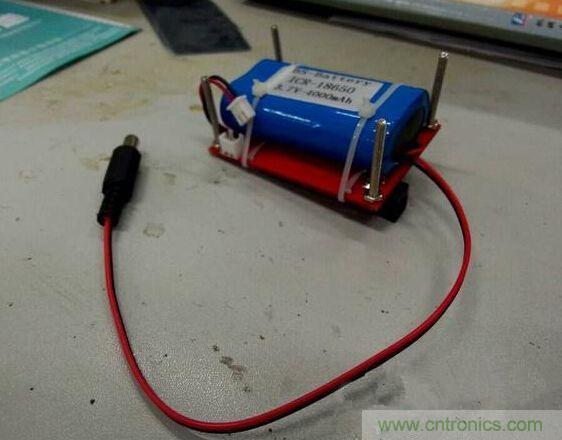 DIY神器:夜間不間斷電源,大學通宵嗨翻天!