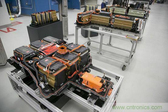 逆天的新能源!探訪“明日之星”——Bolt電池系統