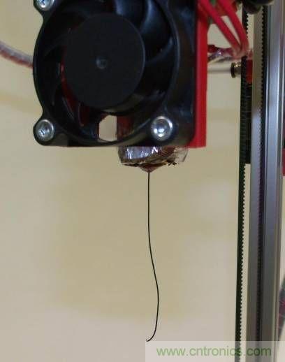 變廢為寶,看老式DVD如何改造成3D打印機?