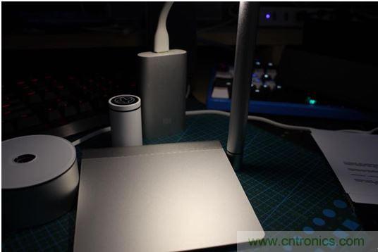 一款獨一無二的鋰電螺絲刀拆解評測:不止是價格感人