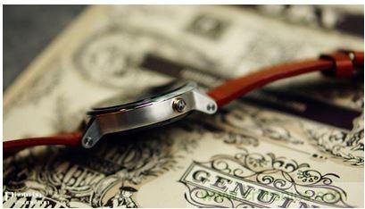 Moto 360 二代:“精益求精”的細節仍無法彌補功能的缺失