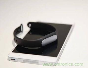 小米手環(huán)光感版體驗(yàn)：便宜實(shí)惠，功能尚可