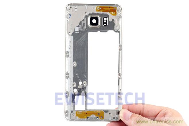 Galaxy Note5拆解,與S系列差距日漸模糊