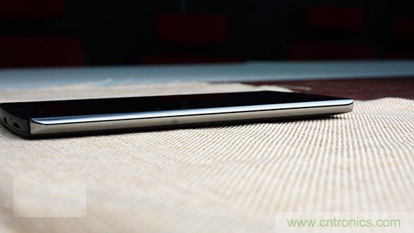 業界良心 LG V10 評測:剛毅、冷峻,不失人性化