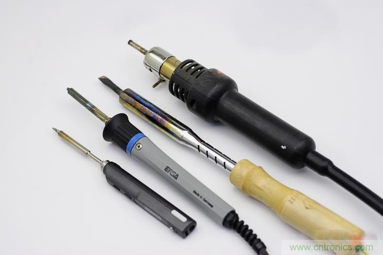 一款能喚起 70 后工程師朋友“童年趣事”的迷你電烙鐵!