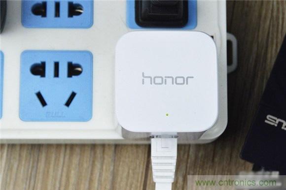 大House也能隨心連，榮耀WiFi穿墻寶評測