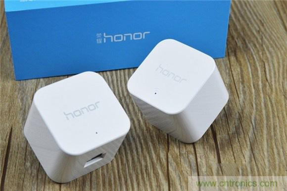 大House也能隨心連，榮耀WiFi穿墻寶評測