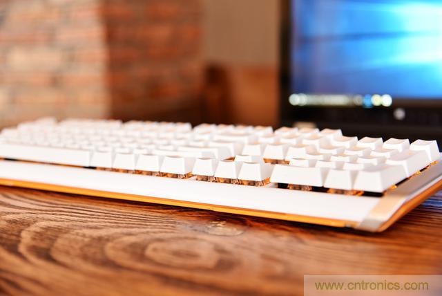 左手寫愛，右手寫他——從此鍵盤鼠標(biāo)不分家！