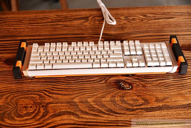 左手寫愛，右手寫他——從此鍵盤鼠標(biāo)不分家！