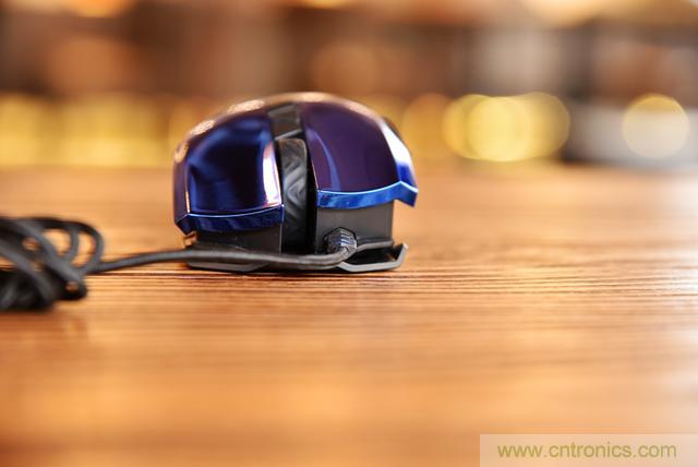 左手寫愛，右手寫他——從此鍵盤鼠標(biāo)不分家！