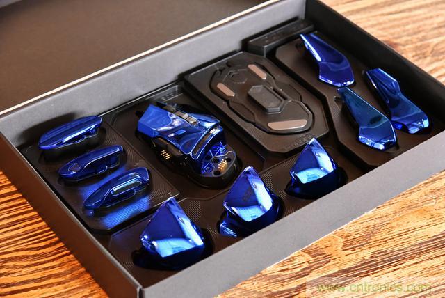 左手寫愛，右手寫他——從此鍵盤鼠標(biāo)不分家！