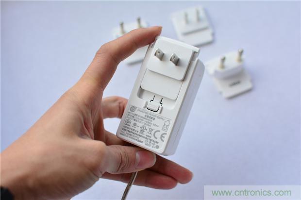 這個枕頭不僅能挽救睡眠還能挽救婚姻!