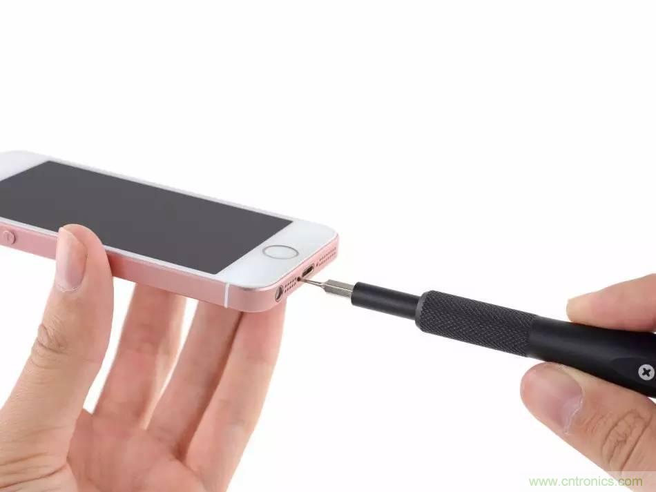 有什么地方?jīng)]有變？iPhone SE真機拆解