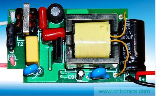 LED驅(qū)動電源的分類、選擇及使用注意事項(xiàng)