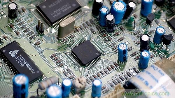 如何通過(guò)元件擺放來(lái)改善電路板的EMI？