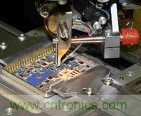 集成電路芯片電極如何引出來?