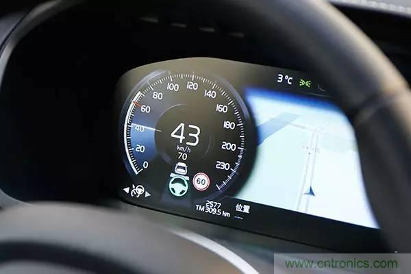 親測：從ADAS到自動(dòng)駕駛，不同品牌上路表現(xiàn)對比