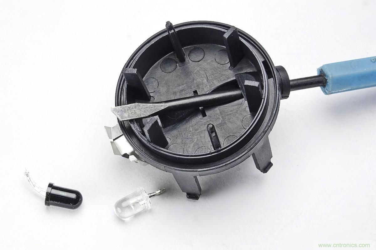 小米煙霧報警器拆解:一顆電池可用五年是如何做到的?