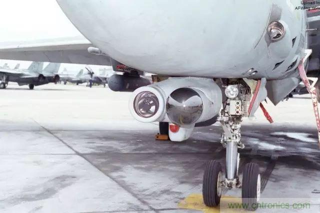 紅外傳感器工作原理、種類、特點以及應(yīng)用詳解