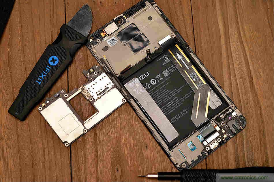 拆解魅族15 Plus:玩轉(zhuǎn)了新概念,但其工藝究竟如何?