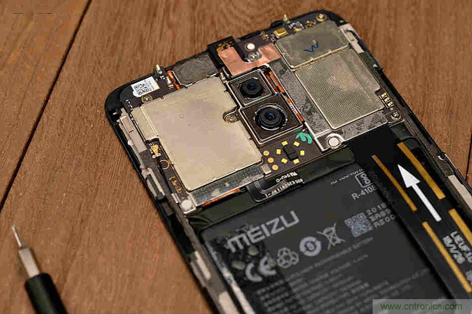 拆解魅族15 Plus:玩轉(zhuǎn)了新概念,但其工藝究竟如何?