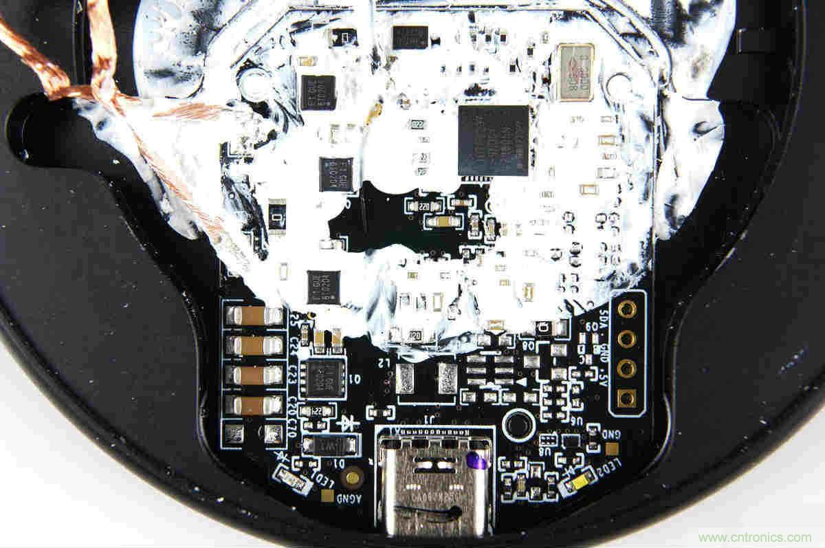 拆解對比：系出同門，小米、紫米無線充電器的差別有多大？