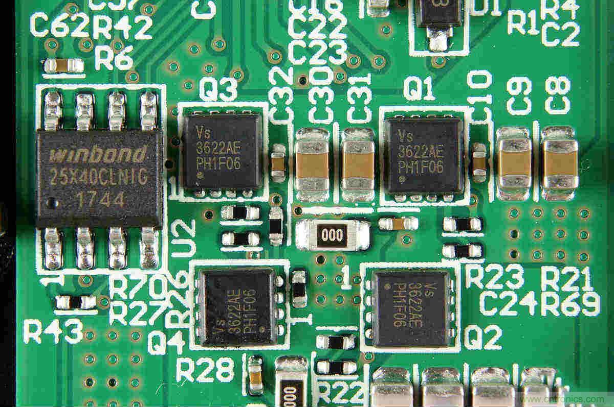 拆解對比：系出同門，小米、紫米無線充電器的差別有多大？