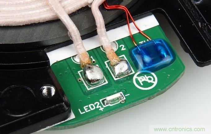 拆解對比：系出同門，小米、紫米無線充電器的差別有多大？