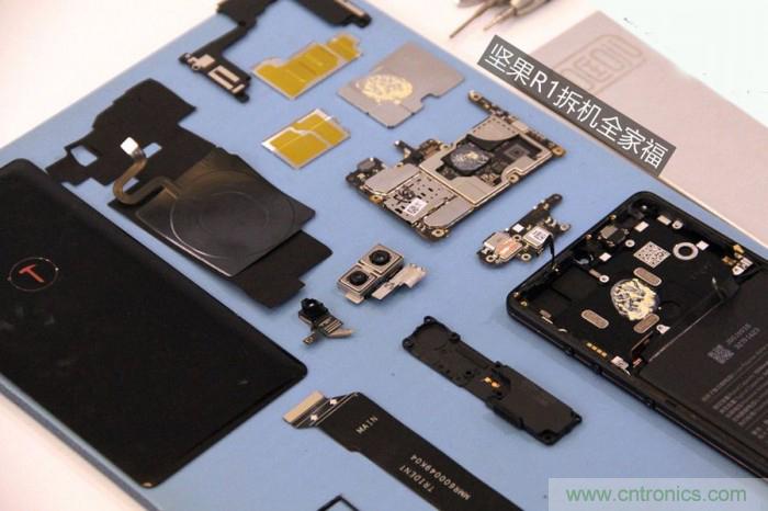 堅果R1拆解:內部設計究竟如何?