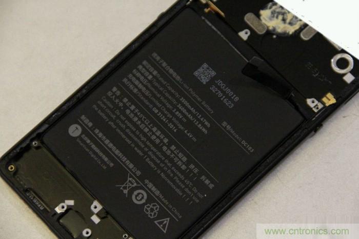 堅果R1拆解:內部設計究竟如何?